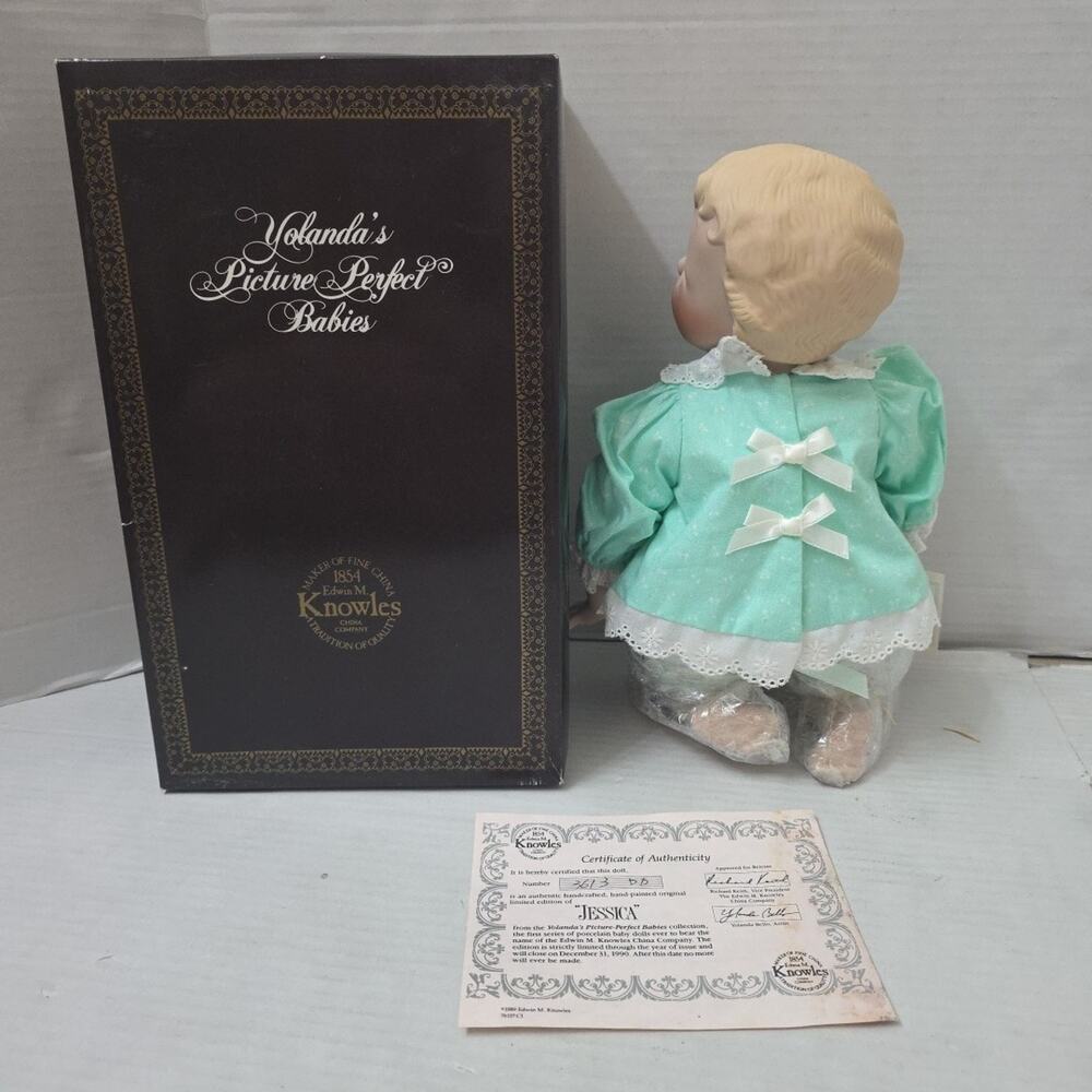Yolanda's Picture Perfect Babies Porcelain Doll JESSICA Ashton Drake W COA Mint - Picture 5 of 6